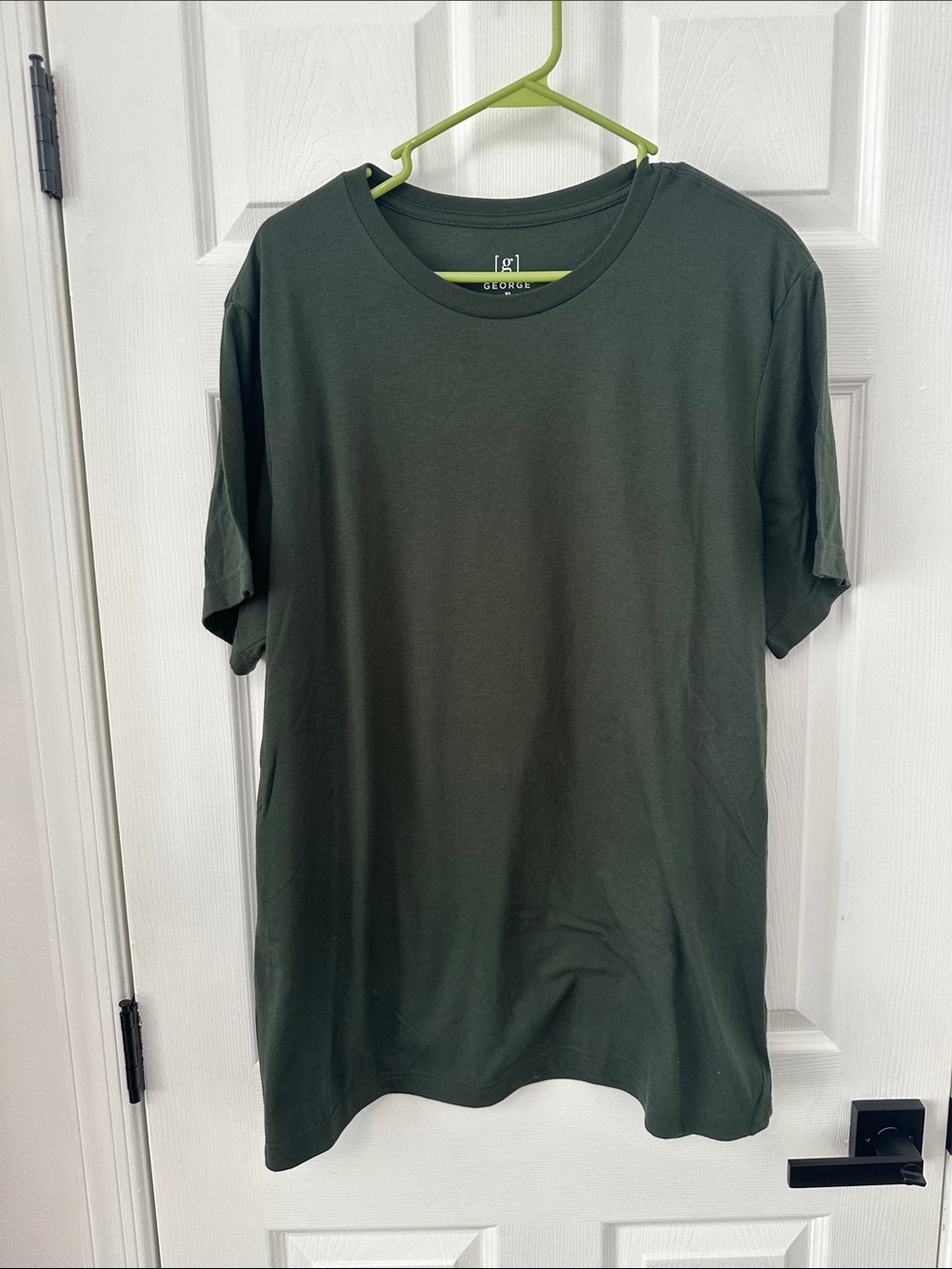 George Short-Sleeve Crew Neck T-Shirt in Olive Green